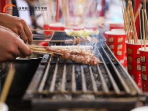 �������������ġ���ѧ��ҵС�Գ�Ϊ��һ����С�������ˡ�